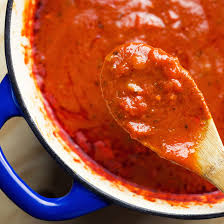 12 Recettes De Sauces Pour Vos Pates Coup De Pouce Tomato Pasta Sauce Pasta Sauce Recipes