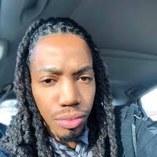 Darrell Crenshaw's Instagram, Twitter & Facebook