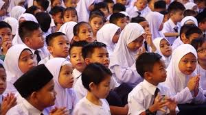 The ride takes you along the coastline of sabah amidst dense forests and lush greenery. Kota Kinabalu Sabah Malaysia Stock Footage Video 100 Royalty Free 34433761 Shutterstock