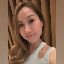 希望你可以用淨低嘅時間搵到令你想繼續嘅原因、興趣又好想做嘅事又好、就算係覺得荒謬到想你睇落去嘅事又好