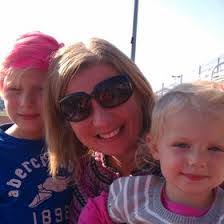 Kelly Mcclusky's Instagram, Twitter & Facebook