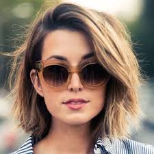 Hairstyles with bangs for long, medium and short hair offer you a wide array of styling options, especially if you go for elongated bangs. Rock Those Side Swept Bangs Do It In Style 50 Ideas Hair Motive Hair Motive