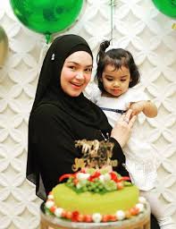 Dato sri siti nurhaliza anakanda official music video. Sedia Hamil Anak Kedua Siti Nurhaliza Jalani Pembedahan Prosedur Ivf Mingguan Wanita