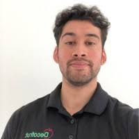 1700+ profilů „Carter“