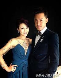 我們@tvbartistes 專程邀請 林夏薇 ，為我們在網上首次公開演繹《很想討厭你》live ver. æž—å³°å ‚å¦¹28æ­²å«å¤§15æ­²å„„è¬å¯Œè±ª 31æ­²å¹¸ç¦æˆé€™æ¨£ æ¯æ—¥é ­æ¢