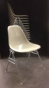 Cafechairs Fiberglass Herman Miller Vintage Eames Dss Side Stacking Chairs Cafe Chairs Cafe Chairs Cafe Seating Eames Chair