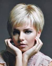 This is a great hairstyle for women over 60 who have straight and thin hair. Hairstyles Short Fine Hair Over 60 Age Short Hair Styles For Over 60 Short Hairstyles Fine Short Hair With Layers Short Hair Styles