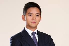 Of course, netizens have been reacting very negatively towards the news, questioning the identity of the person and what he has. Dato Chevy Beh Ey Malaysia