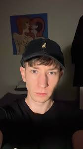 Vinz Leo Hofmann (@zniv.1) • Threads, Say more