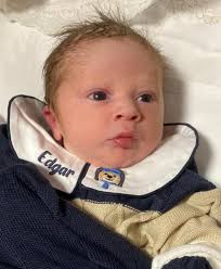 Seja bem-vindo, Edgar Vale! 💙👶🏻 Hoje o nosso coração transborda de  alegria com a chegada do nosso primeiro neto. Edgar, você nem imagina o  quanto foi esperado e amado antes mesmo de