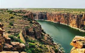 30 Offbeat Places In India That Must Be ...