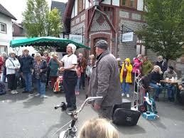 Die turnervereinigung ruttershausen bietet neben der sportlichen betätigung auch gute möglichkeiten soziale kontakte zu knüpfen und freundschaften zu entwickeln. Jonglage Und Musik Lollar