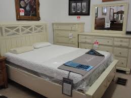 We did not find results for: Antique Cream Colored Queen Bedroom Set Nex Tech Classifieds