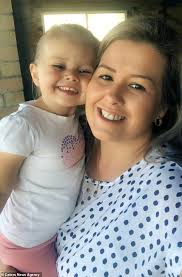 Mother left red faced when her three-year-old daughter puts up her middle  finger to the camera