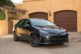 Toyota camry xv70 2.5 hybrid (2017). Toyota Corolla 2017 50 Anos De Fama De Un Modelo Estrella
