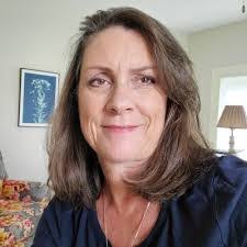 Mavis Bates's Instagram, Twitter & Facebook