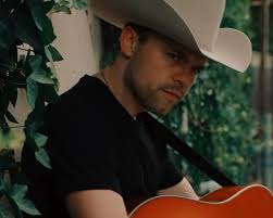 Ever hear “Tennessee Whiskey” in Spanish? Here ya go!! This version is out  now