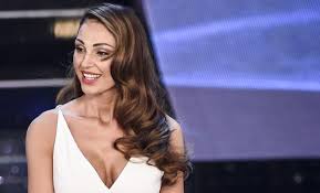 Anna Tatangelo E Gigi Di Nuovo Insieme Pensano Alle Nozze