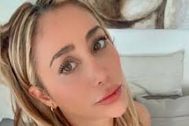 El cantante de La Mancha de Rolando dio su versión tras su pelea con un  motociclista