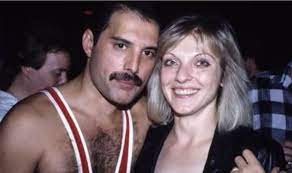 Юлия лос, основатель brandme.agency и brandme.academy, и ния мия. Freddie Mercury S Friends Reveal Why Mary Austin Was So Incredibly Important To Him Music Entertainment Express Co Uk