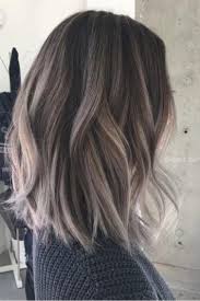 10 Stunning Ash Brown Hair Ideas For 2018 That Ll Suit Everyone Ash Brown Hair Ideas Stunning 2020 Rengarenk Sac Orta Uzunlukta Sac Stilleri Ombre Sac Rengi