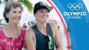 Pepper is a microcephalic woman and former performer with fräulein elsa's cabinet of curiosities who has been committed to briarcliff manor. World Champion Flora Duffy Inspired Her Family Into Triathlon Youtube