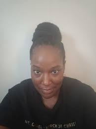 Stephanie Wayne's Instagram, Twitter & Facebook