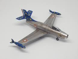 L'origine du mot est contestée : Dassault Md 450b Ouragan Heller 1 72 Von Marius De Bruyckere