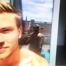 Jannik schümann (born 23 july 1992) is a german actor. Jannik Schumann Sommer Geniessen Und Heute Abend Ins Freiluftkino Kreuzberg Die Mitte Der Welt Center Of My World Gucken Wer Kommt Dmdw Freiluftkinoberlin Berlin Cinema Freiluftkino Kreuzberg Facebook