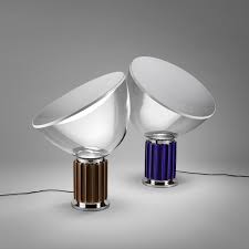 initially designed by achille and pier giacomo castiglioni in 1962 the taccia small led table lamp is now smaller in size lampentisch tischleuchte hangelampe
