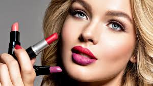Minimalism 1080p, 2k, 4k, 5k hd wallpapers free download, these wallpapers are free download for pc, laptop, iphone, android phone and ipad desktop Wallpaper Beautiful Blonde Girl Face Red Lip Lipstick 5120x2880 Uhd 5k Picture Image