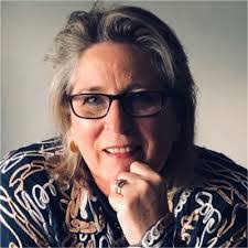 Tammy Menton's Instagram, Twitter & Facebook