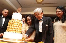 Последние твиты от tan sri abdul rahman (@tansri_rahman). Dato Abdul And Zainab Rahim Celebrate 50th Wedding Anniversary Tatler Malaysia