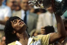 1983, yannick noah gagne roland garros ! Incollable Sur Yannick Noah L Equipe
