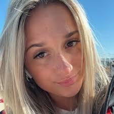 Hannah Yochem (@Hannahyochem)