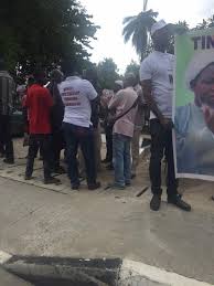 Daley college in chicago, illinois, and then at chicago state university. Breaking Pro Zakzaky Protest In Tinubu S House On Bourdillon First Post Nigeria