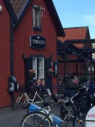 Till östhammar är det ca 18 km med gott om service som matbutiker, bygghandel, restauranger, caféer med mera. The 10 Best Restaurants In Oregrund Updated August 2021 Tripadvisor