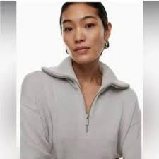 Babaton 💯 merino wool Light Gray Knit Sweater 1/4 zip