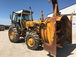 IHC 1066 Hydro Industrial front-wheel assist with big 'ol front  snowblower....just acquired by my friend Rick Yarger with Yarger Machinery  Sales, Inc. in Illinois. Click here to view Yarger Machinery Sales equipment