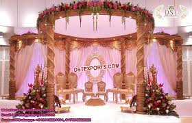 Elegant Wedding Wooden Handcraft Mandap In 2020 Indian Wedding Venue Indian Wedding Wedding Mandap