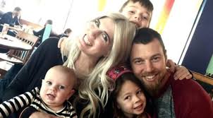 Ben zobrist's dirty laundry is getting aired out. The Untold Truth Of Ben Zobrist And Julianna Zobrist Marriage And Divorce