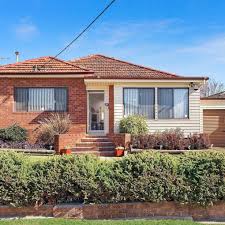 The implied warranty of habitability means that landlords must maintain livable conditions in a rental property. What Rights Do Tenants And Landlords Have