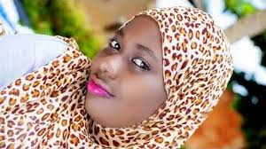 Zafafan yadda akecin gindi / hotunan yadda ake kwanciya da mace. Download Kalli Yada Suke Cin Gindi Mp3 Free And Mp4