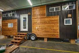 Family Of Five Build 30ft Tiny House On Wheels Tiny House Appliances Tiny House Builders Cheap Tiny House