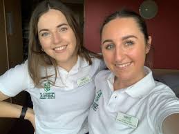 Molly Doran (@molllydoran)