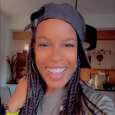 Tonight is the official premiere of PLURIBUS