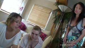 Hot Milf Diaries - Today I Caught The Daughters Blowing The Son - Taboo  Tube XXX
