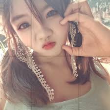 避开这个人, 说他住在国外,贷寄去kl给亲戚~ 一直跟我拿bank,结果我说只有tng 他就拉黑我了😔