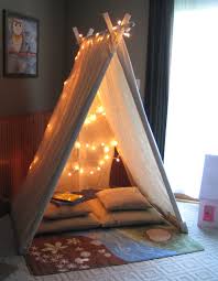 Por otro lado, cabe destacar su forro interior. Crear Un Tipi Indio Como Zona De Lectura Primera Foto