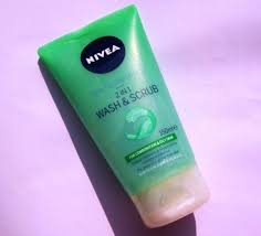 Nivea skin refining scrub for normal skin is enriched with vitamin e & hydra iq. Nivea Daily Essentials 2 In 1 Face Wash Scrub Combination Oily Skin Review
